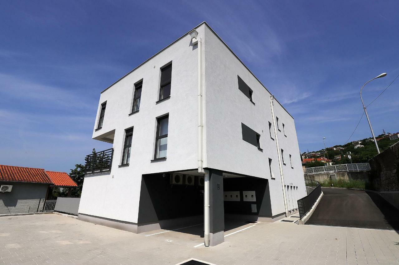 Studio Apartment Ada 2 Рийека Екстериор снимка