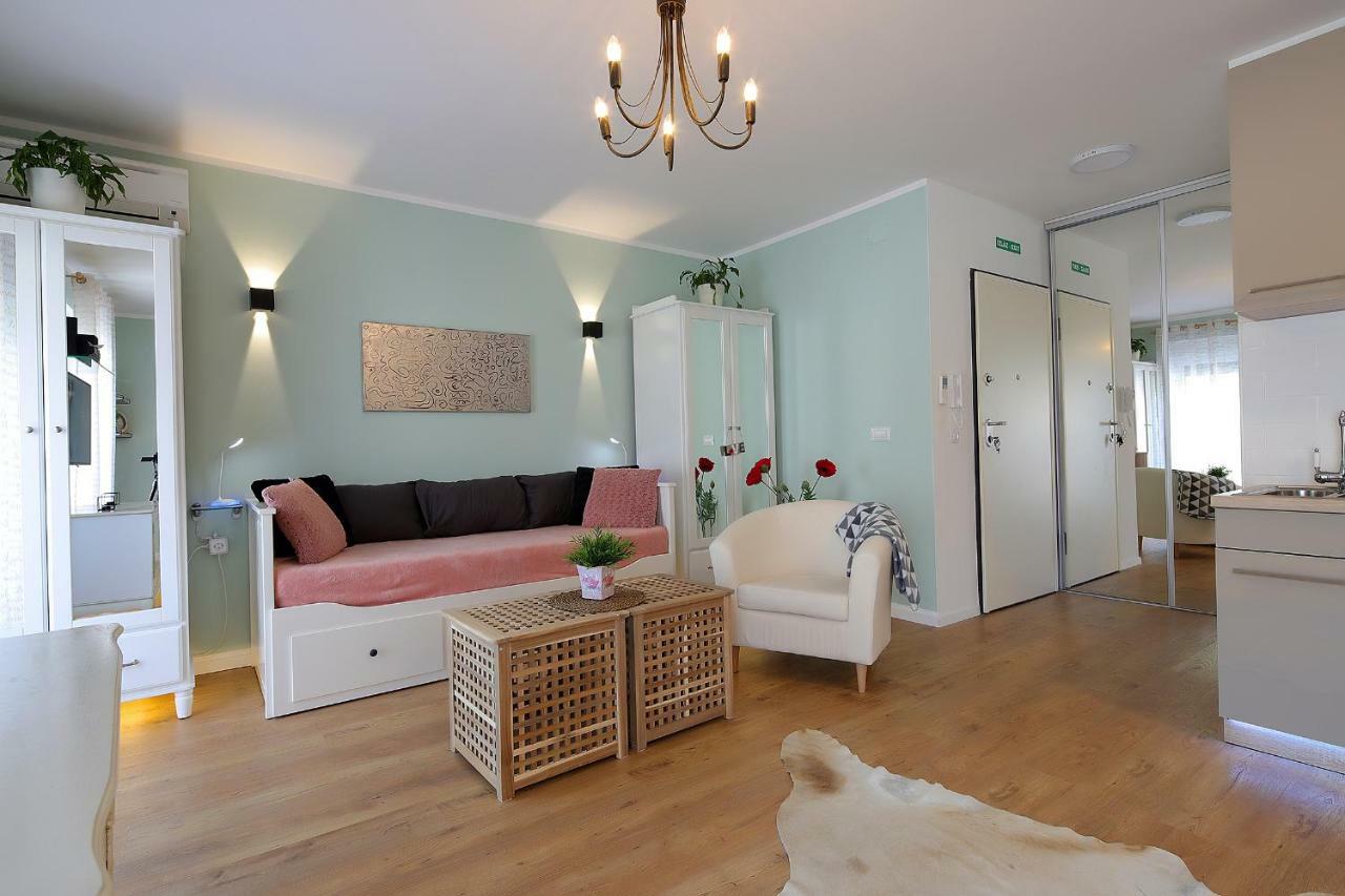 Studio Apartment Ada 2 Рийека Екстериор снимка